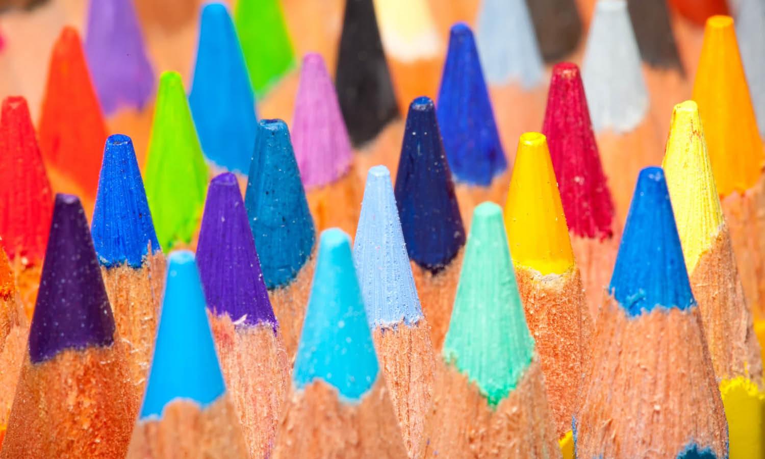 10 Best Oil Based Color Pencil for Stunning Illustrations - Kreafolk