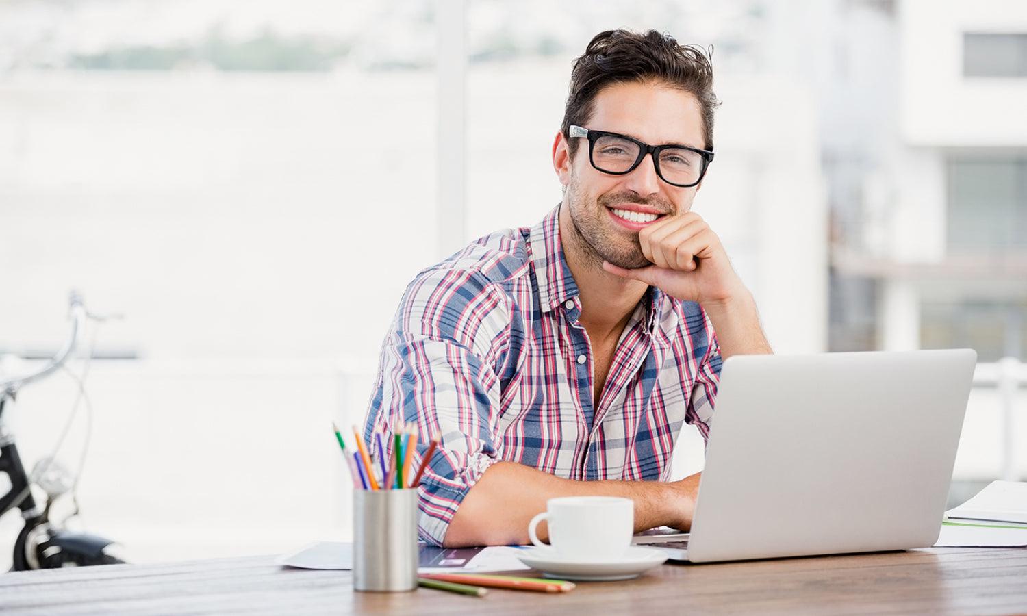 12 Steps to Make Money as a Graphic Designer - Kreafolk