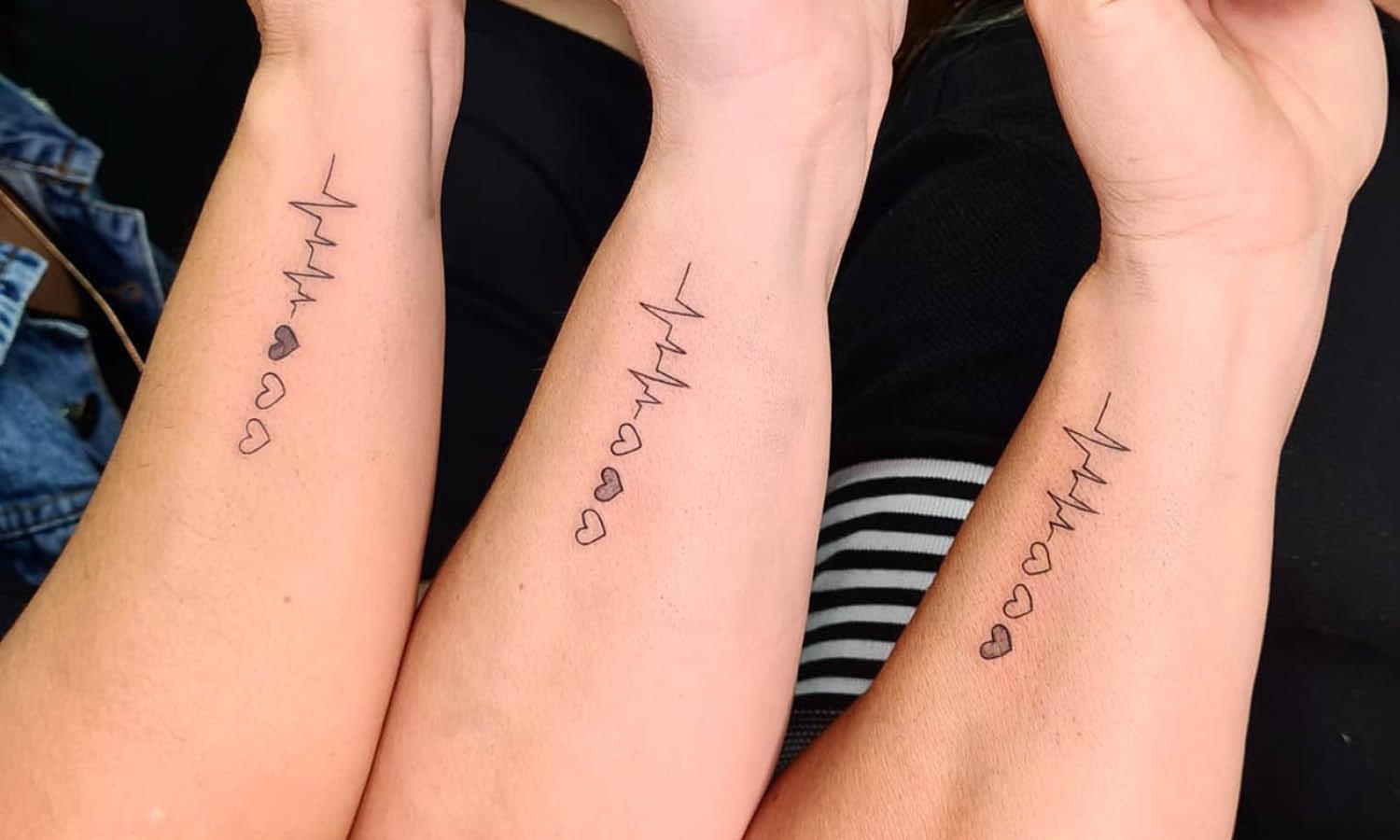 30 Best Sister Tattoo Ideas You Should Check - Kreafolk