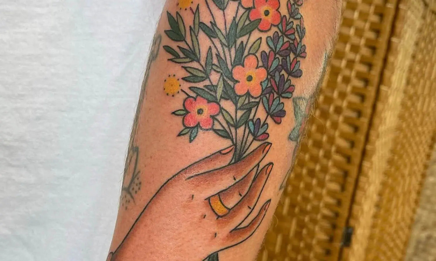 30 Elegant Flower Tattoo Design Ideas