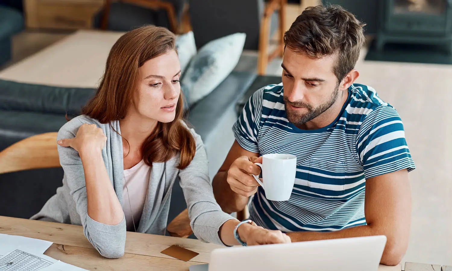 How To Become a Professional Logo Designer