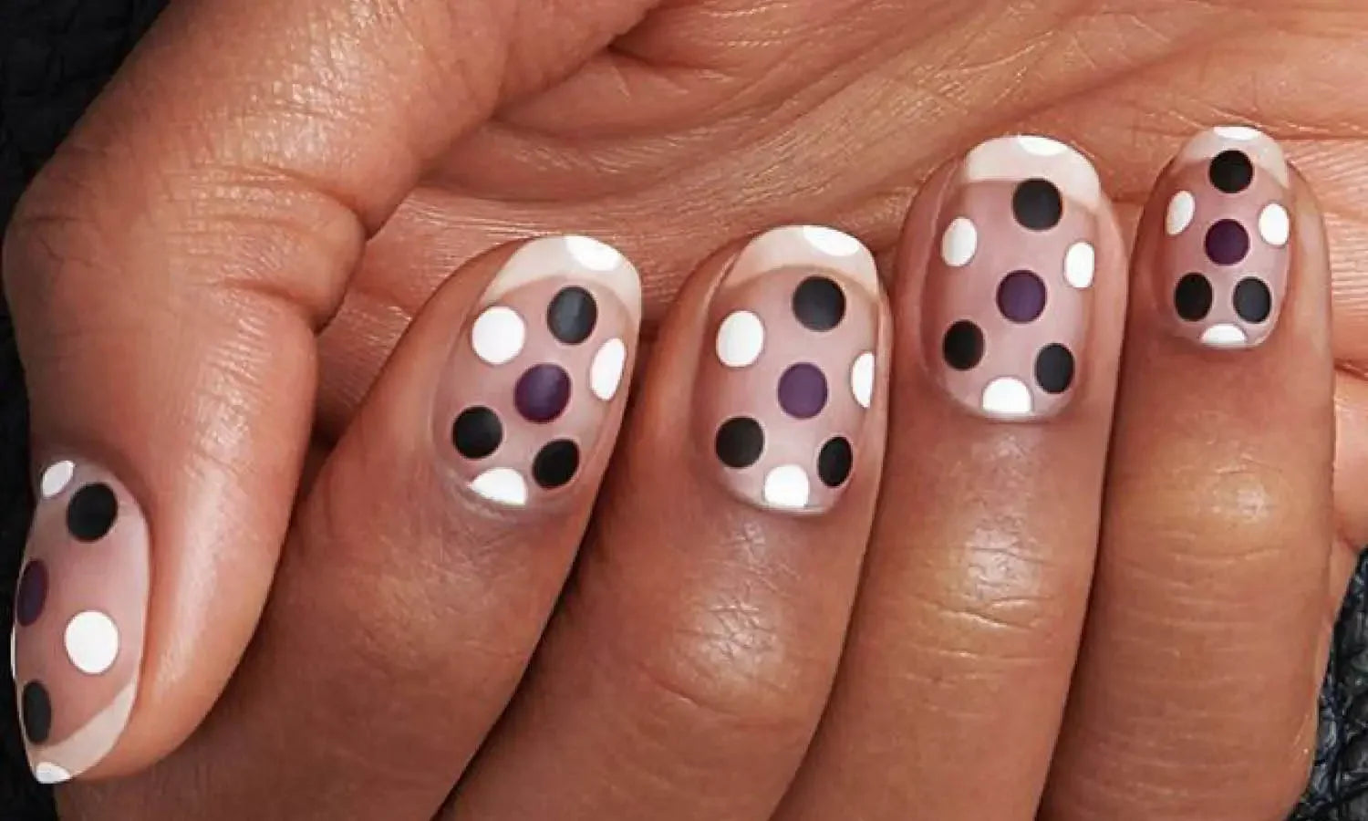 30 Best Polka Dots Nail Design Ideas You Should Check
