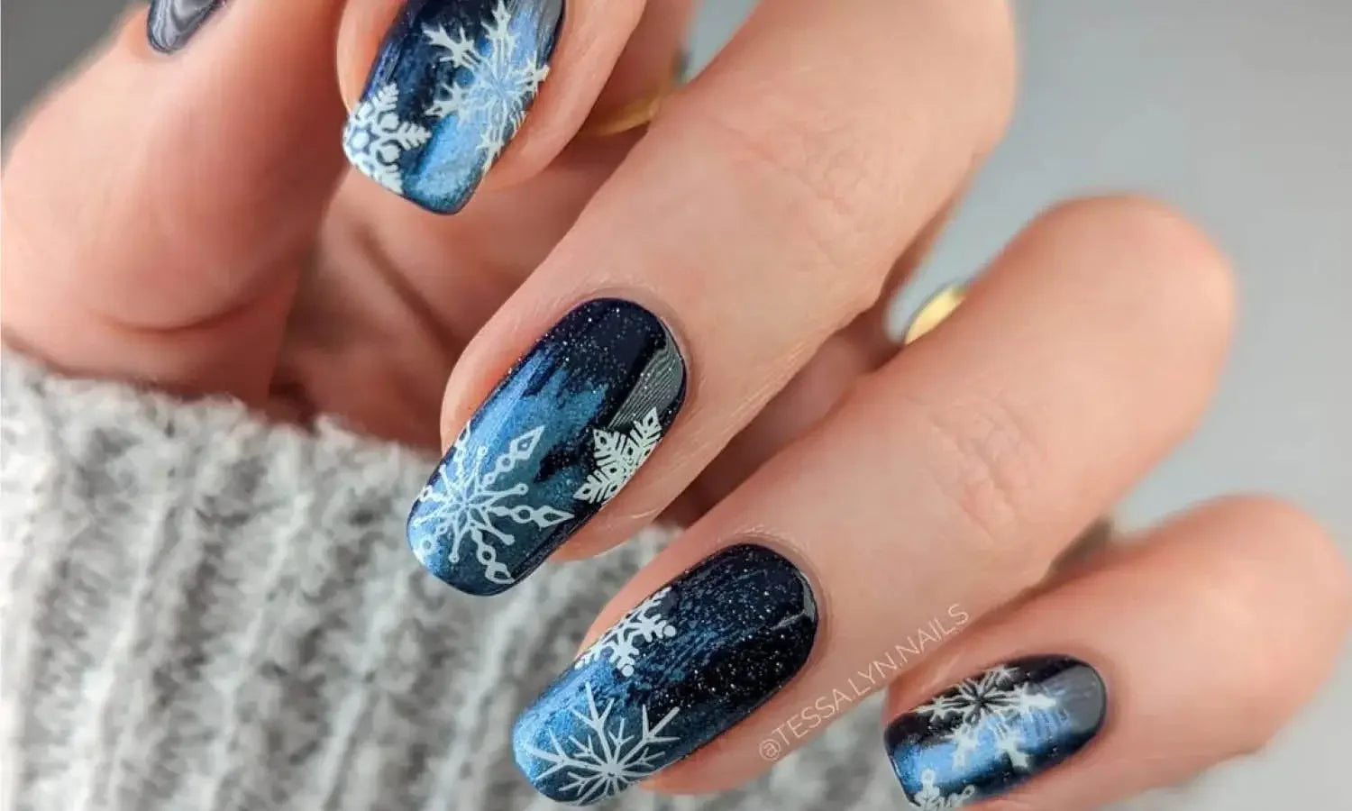30 Best Snowflake Nail Design Ideas You Should Check