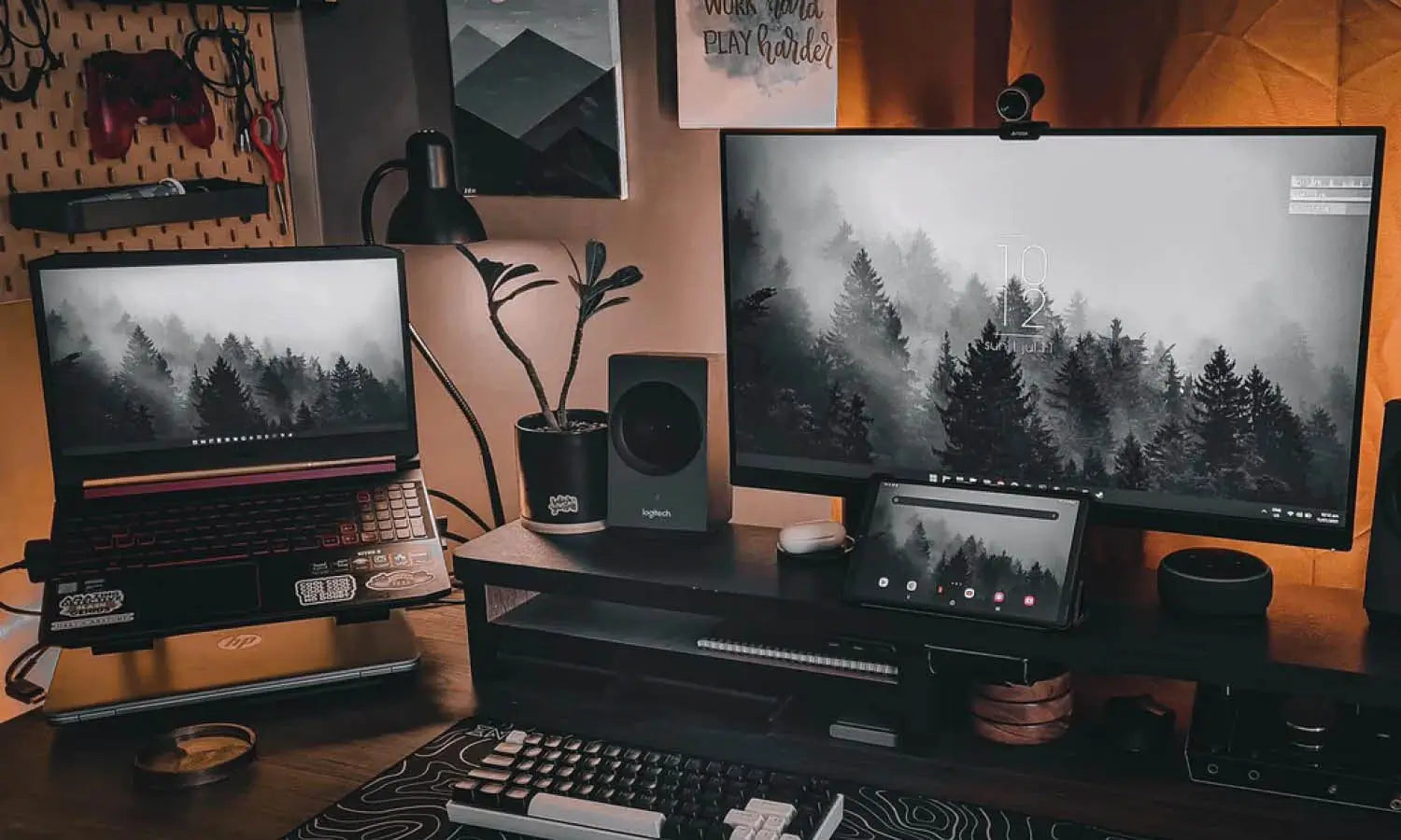 30 Best Trading Desk Setup Ideas You Should Check