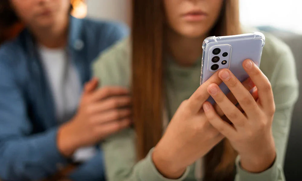 How to Tell if Someone Is Scamming You Online: Major Red Flags