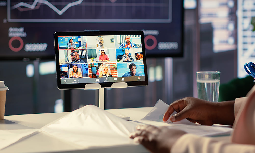 How Do I Record a Meeting Without a Bot Joining in 2026: Practical Bot-Free Recording Options for Client Calls