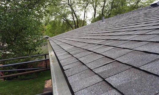 Signs It’s Time to Replace Your Shingle Roof