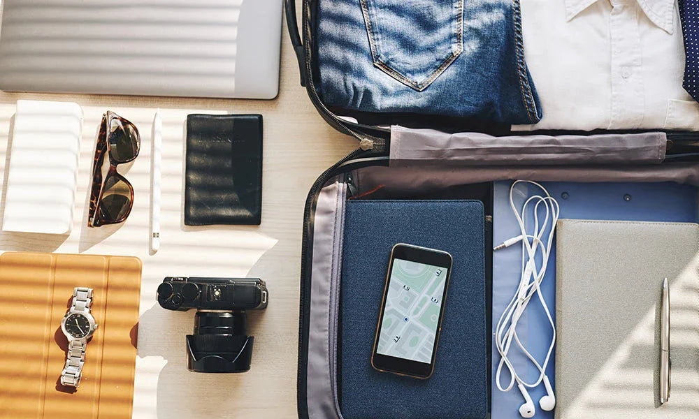 Tech and Travel: Essentials for On-the-Go Convenience Every Traveler Needs