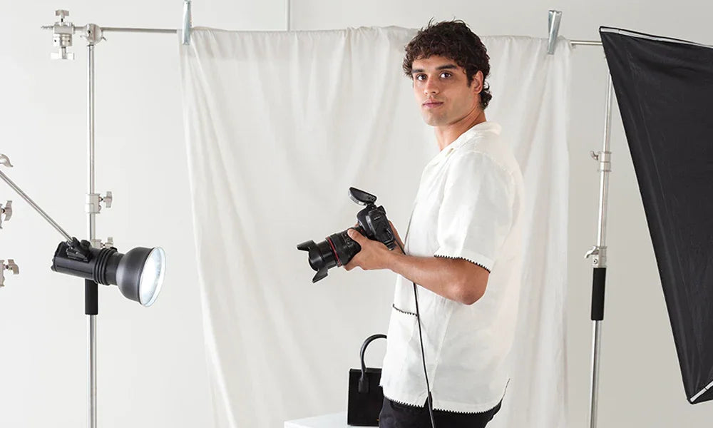 The Power of Minimalism: Simplifying Backgrounds for Impactful Portraits