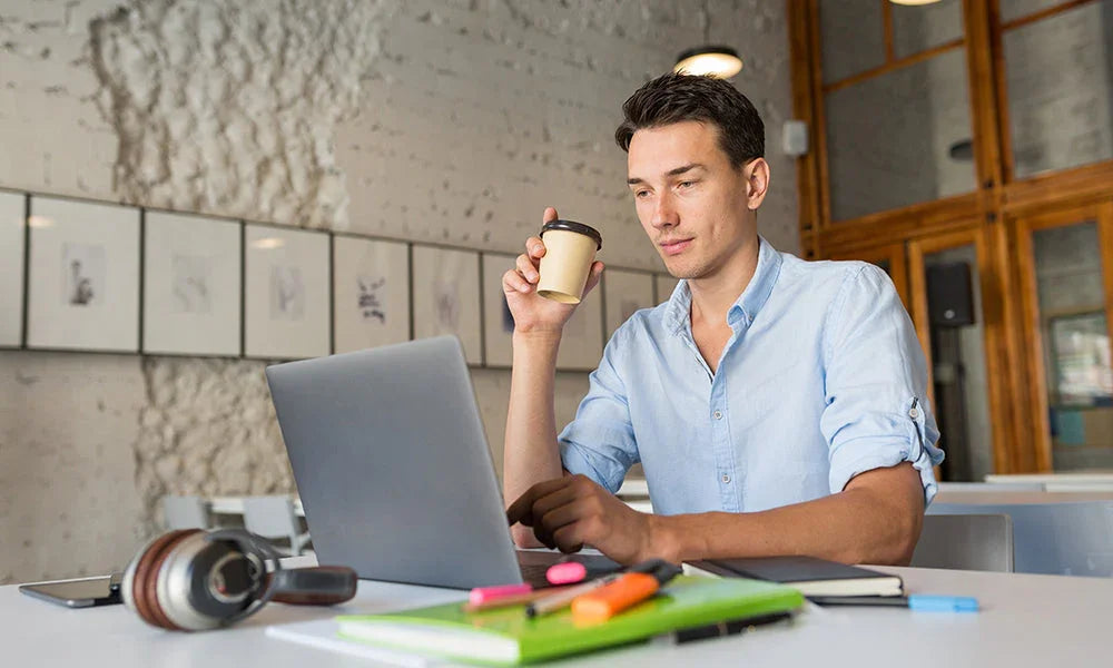 Website Usability vs. Live Support: Which One Do Users Trust More?
