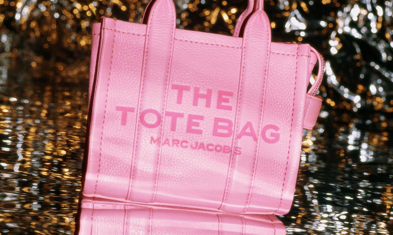 Marc Jacobs Logo Design: History & Evolution - Kreafolk