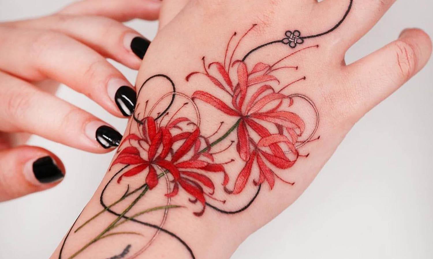 30 Best Hand Tattoo Ideas for Women You Should Check - Kreafolk