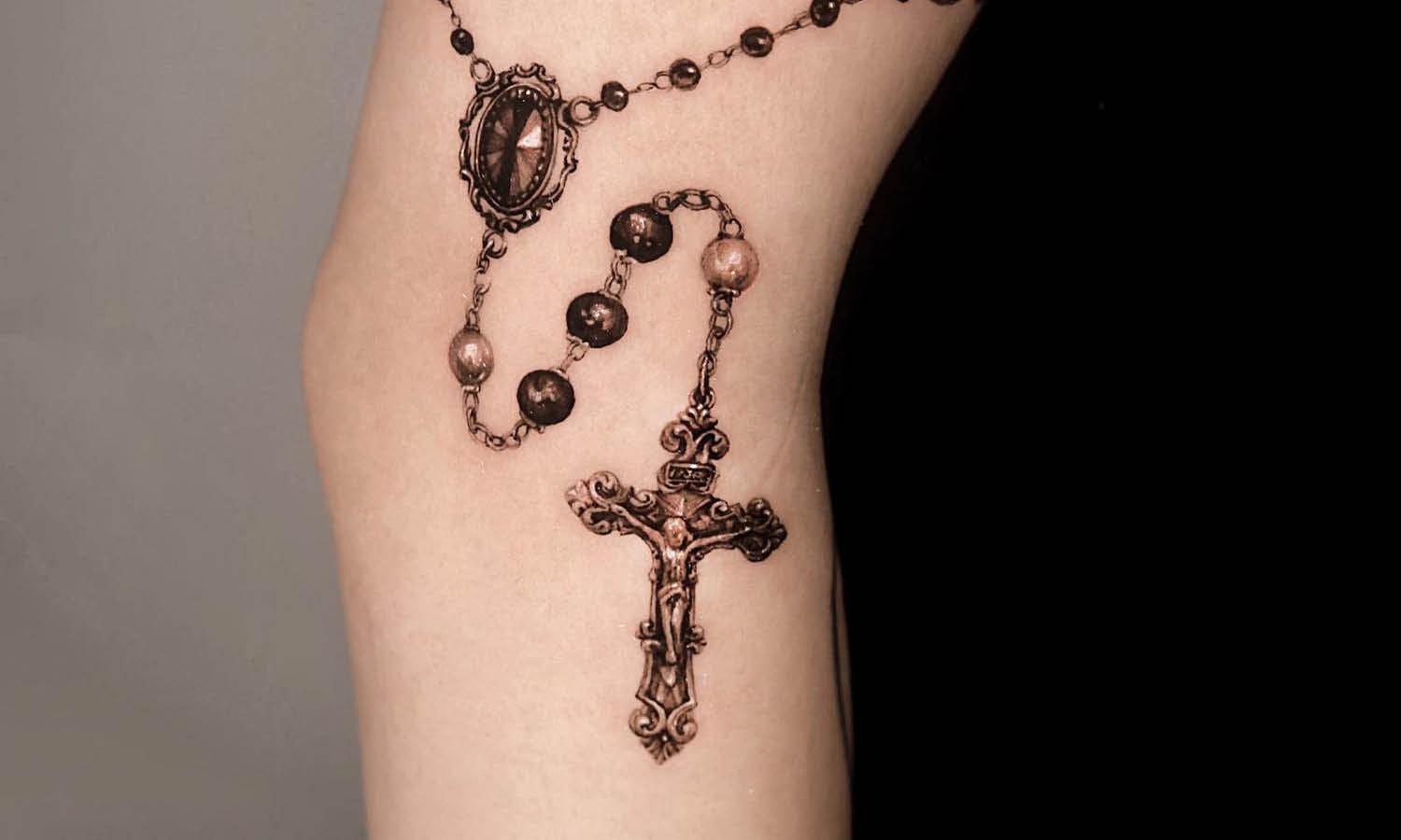 30 Best Rosary Tattoo Ideas You Should Check - Kreafolk