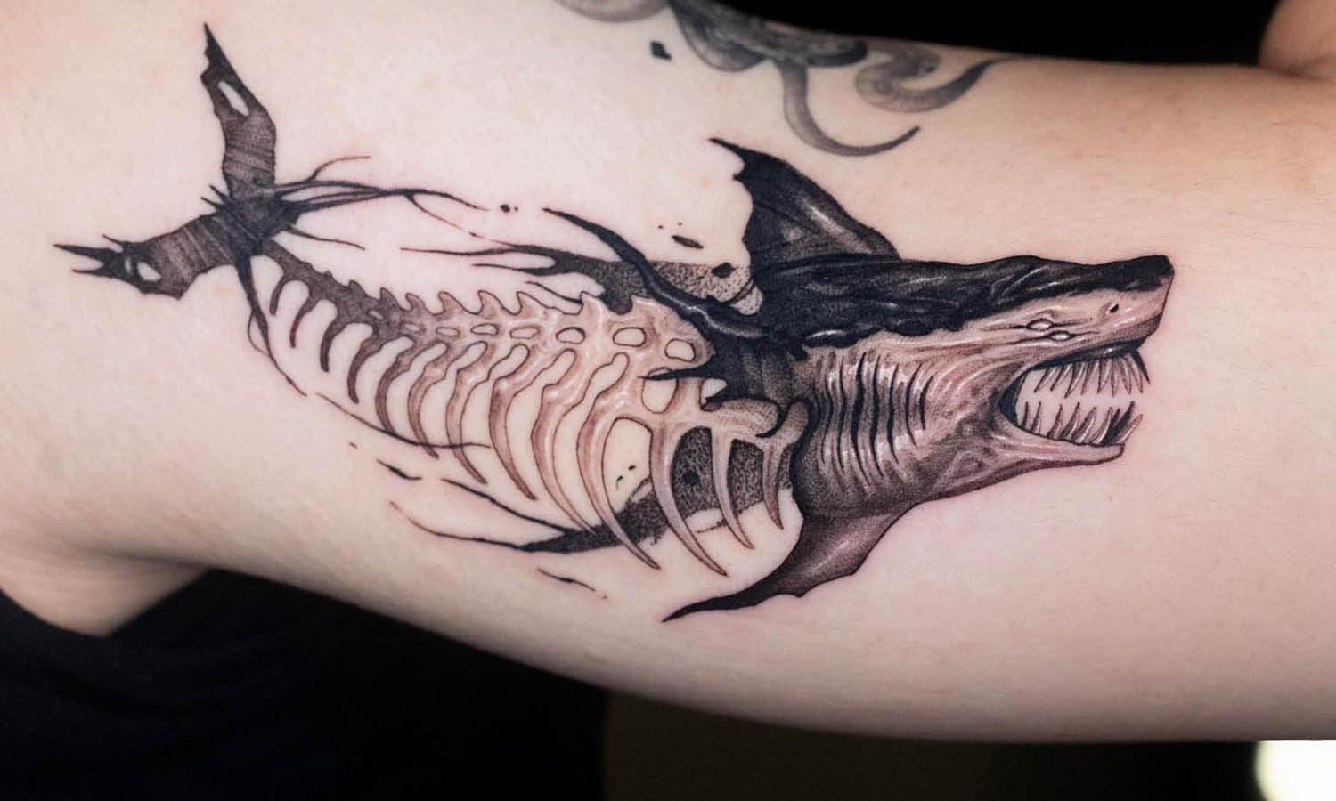 30 Best Shark Tattoo Ideas You Should Check - Kreafolk