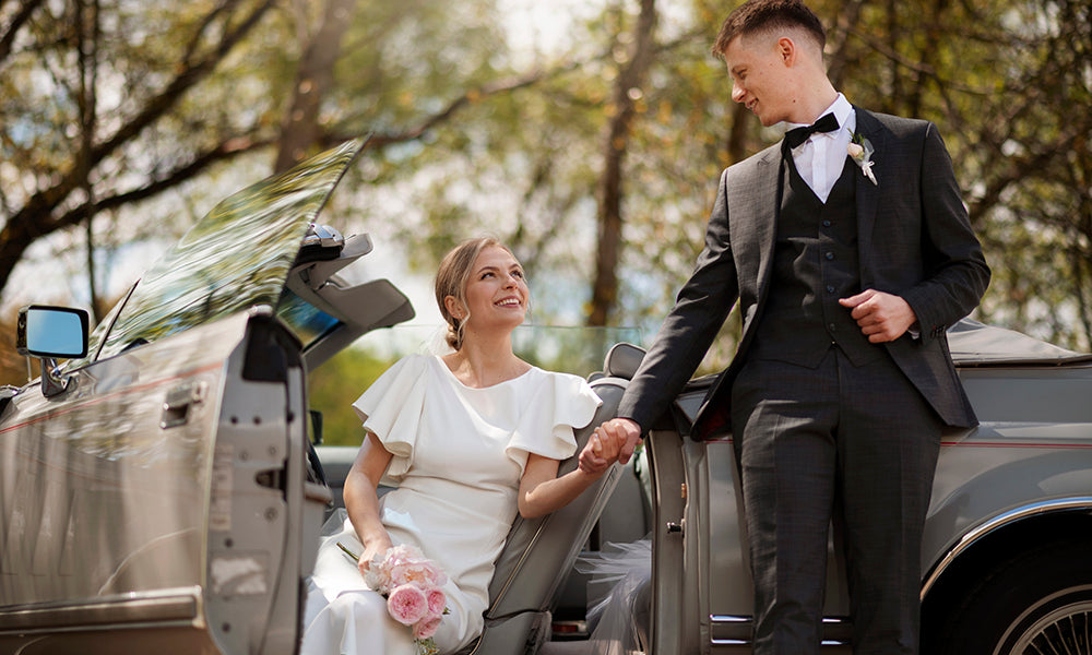 7 Reasons UK Couples Prefer Luxury Cars For Weddings
