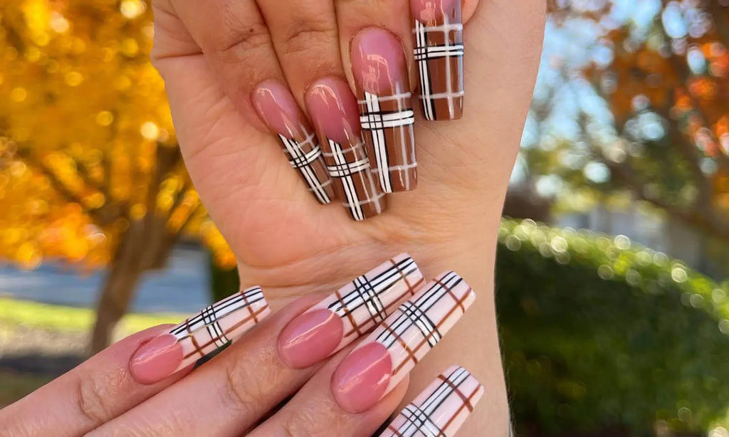 30 Best Burberry Nail Design Ideas You Should Check