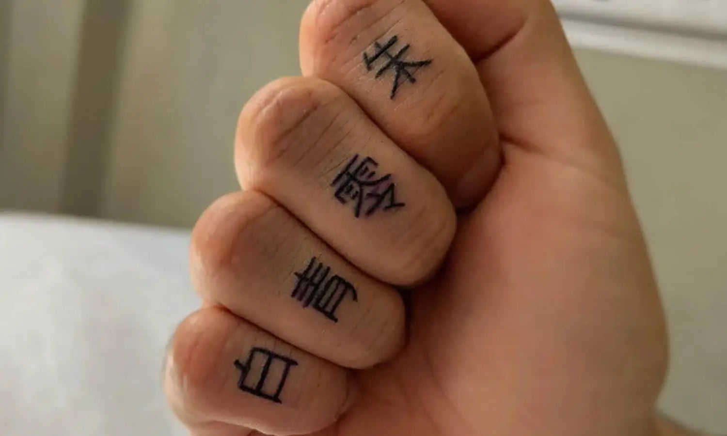 30 Best Finger Tattoo Ideas You Should Check