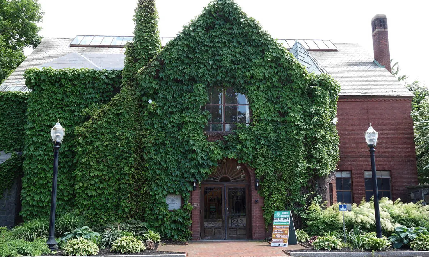 Fitchburg Art Museum, Fitchburg | Art Museum Guide