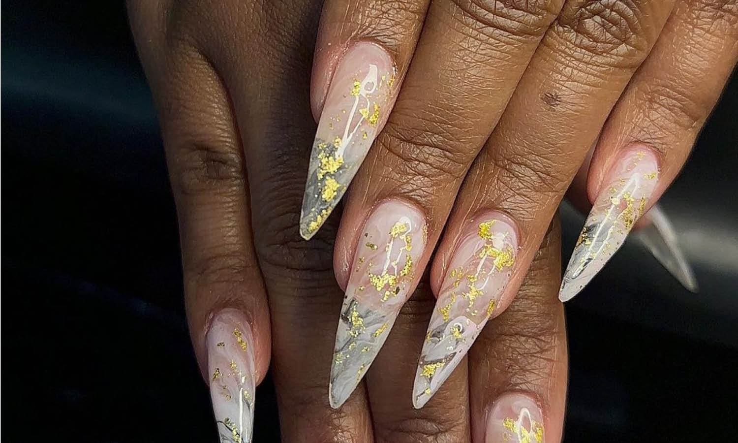 30 Best Gold Flake Nail Design Ideas You Should Check