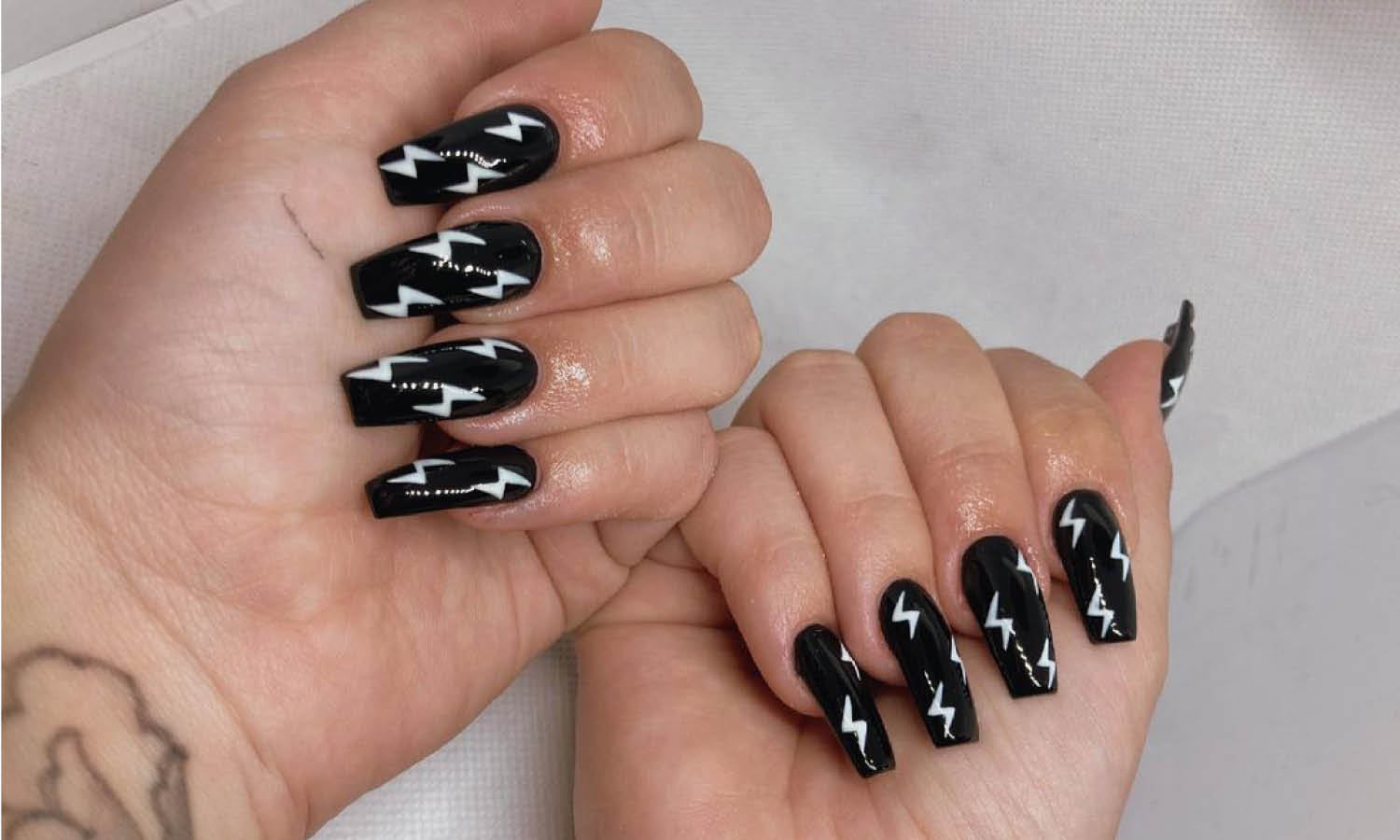 30 Best Lightning Bolt Nail Design Ideas You Should Check