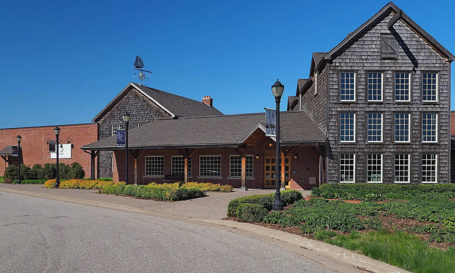 Minnesota Marine Art Museum, Winona | Art Museum Guide