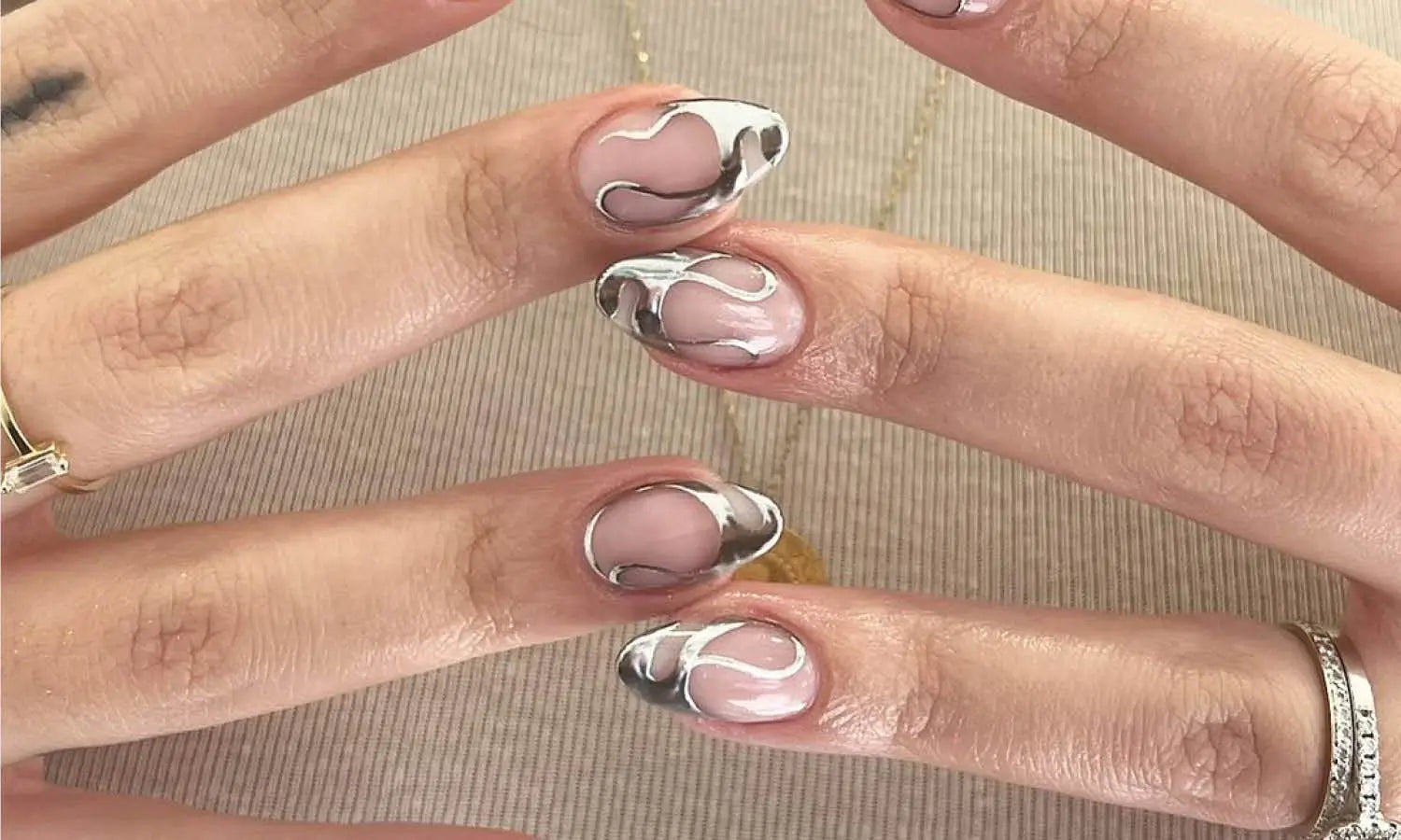 30 Best Silver Nail Design Ideas You Should Check