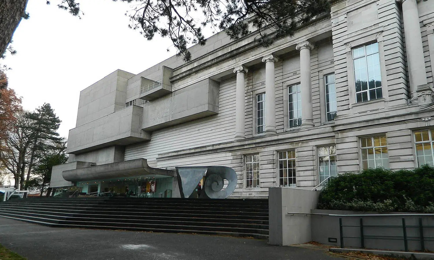 Top Art Museums in Belfast You Should Visit