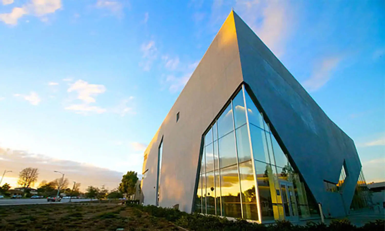 Vincent Price Art Museum, Monterey Park | Art Museum Guide