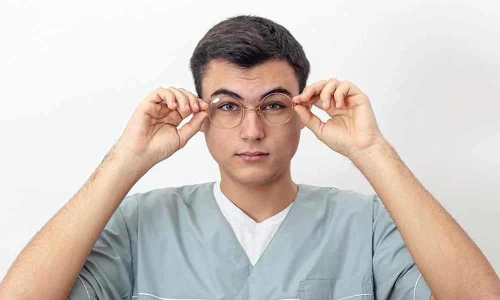 Essential Eye Health Care Tips for Artists and Designers