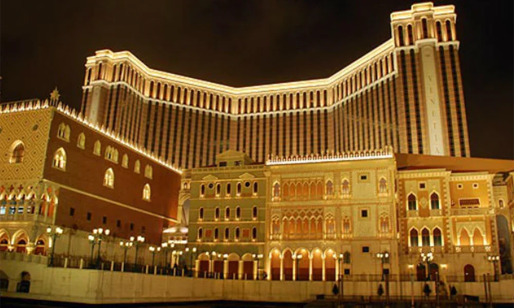 The 10 Most Beautiful & Largest Casinos In The World
