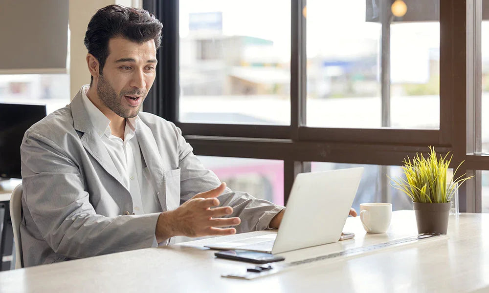 The Complete Guide to the Rise of Employee Work Tracking with Screenshots in the Workplace