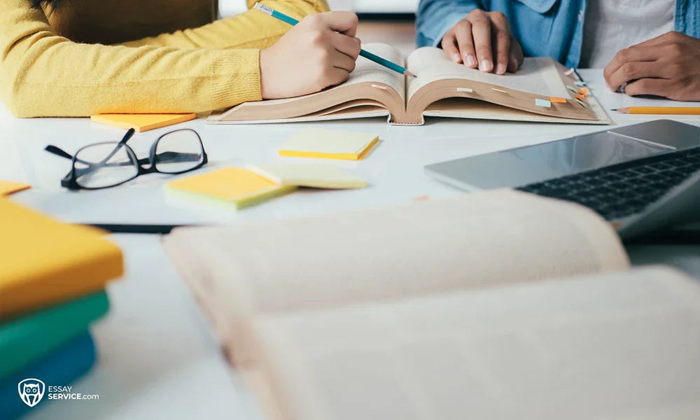 The Difference Between Dissertation and Thesis: U.S. Academic Guide